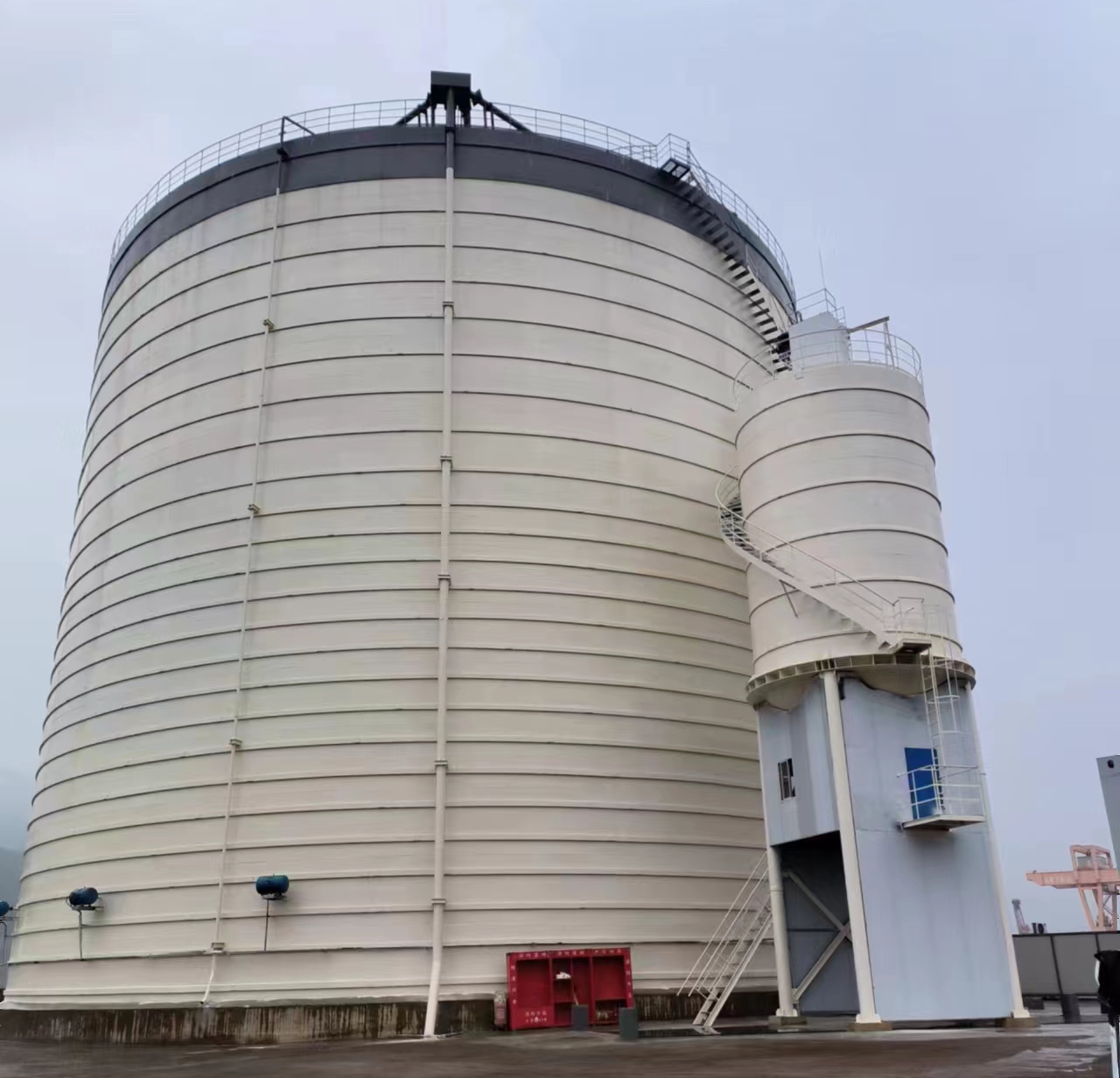 吊罗山乡10万吨水泥钢板库